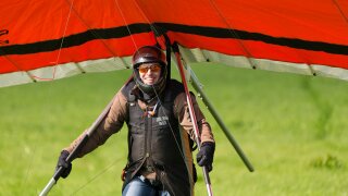 Rohde & Schwarz career Hang-gliding