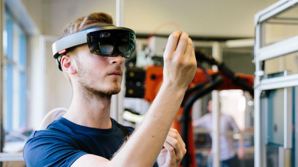 Smart factories: Mobile network characteristics and main KPIs (part 1) Smart factories: Mobile network characteristics and main KPIs (part 1)