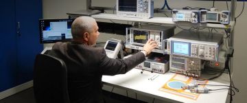 R&S Customer LAB