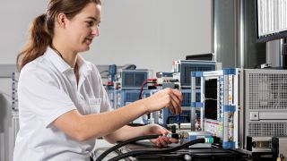 Services und Dienstleistungen