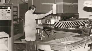 1984 Beginn CNC-Fertigung