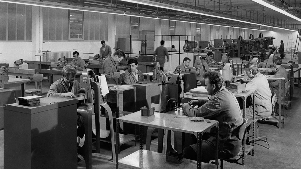 Die erste Fertigungshalle