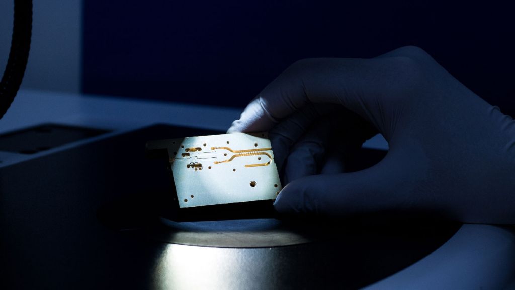 Die Qualitätssicherung nach der Fertigung.