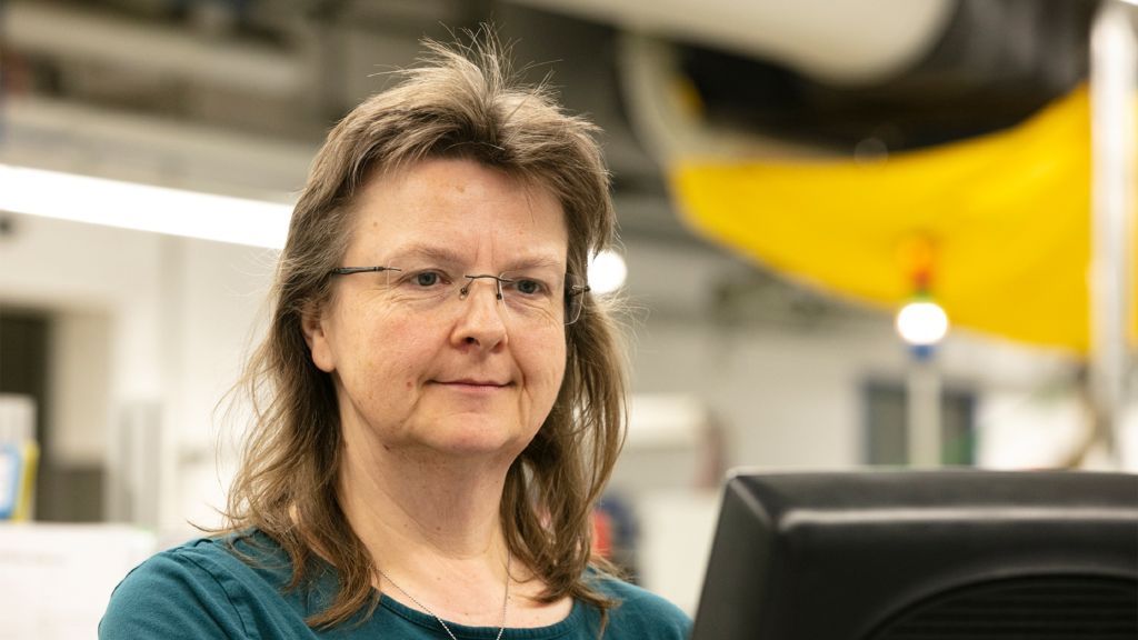 Gudrun Engel: Gefragte Spezialistin in der Leiterplattenfertigung des Werk Teisnach.