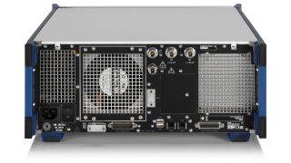 R&S®BBA300 Broadband amplifier