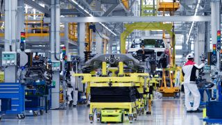 UDP Stream Test: Measuring latency and timely data delivery with uni-directional traffic