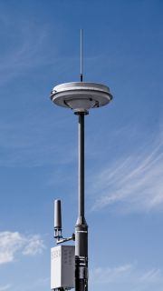 R&S®UMS300 Compact monitoring and location system