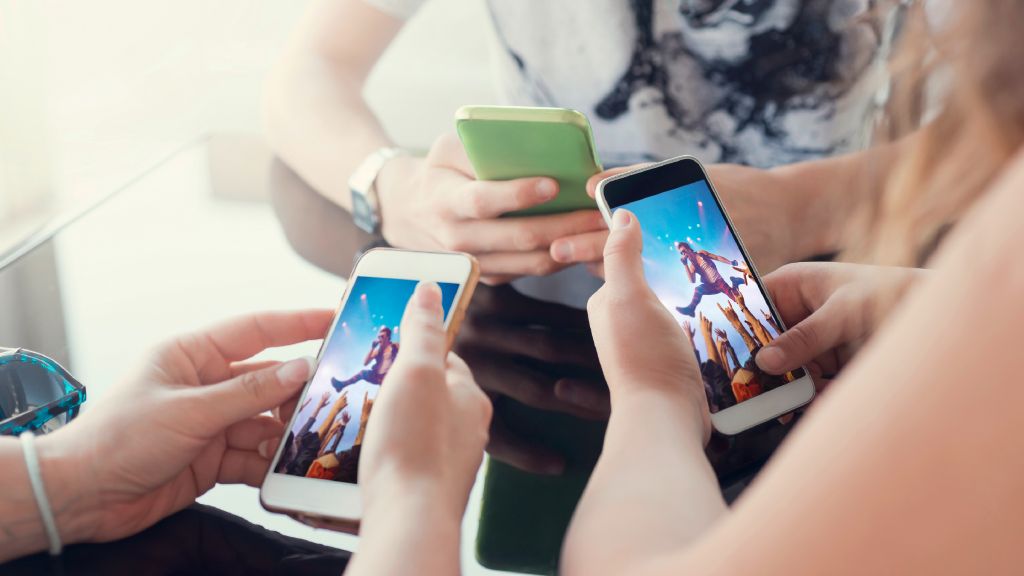 Test et certification de la couche physique à bande ultra large (UWB) à taux d'impulsions élevé