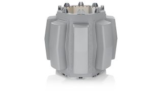 R&S®AD033V3 omnidirectional UHF antenna