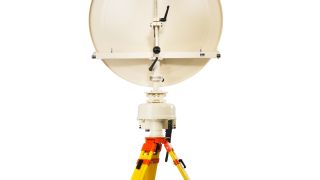 R&S®AC008 microwave directional antenna
