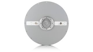 R&S®HF918 high-gain SHF antenna