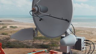 R&S®HL050S7  log-periodic directional antenna with preamplifier