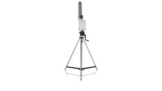 Displayed system based on: R&S®UMS400 wideband monitoring receiver and R&S®HE600 omnidirectional wideband antenna
