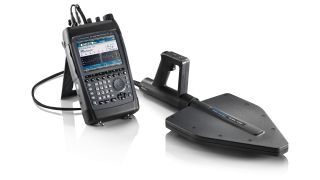R&S®PR100 Portable receiver
