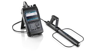 R&S®PR100 Portable receiver