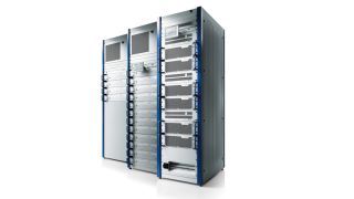 LINAC、増幅器、貯蔵リング用の半導体アンプ 