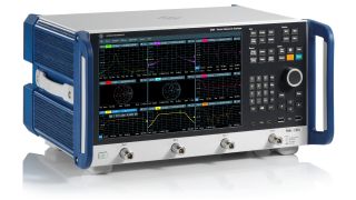 R&S®ZNB3004 with four ports.