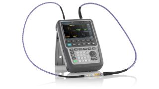 R&S®ZNH Handheld vector network analyzer