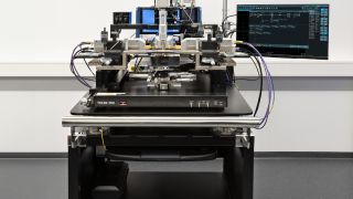 Three-port on-wafer mixer measurements up to the THz range on MPI probe stations