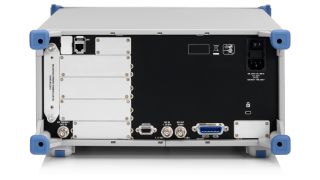 R&S®FSVR Real-time spectrum analyzer