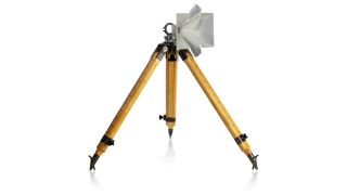 R&S®HF907 double-ridged waveguide horn antenna