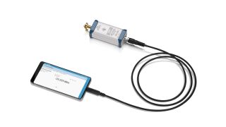 Power meter R&S NRP170TWG with fully traceable measurement range up to 170 GHz. 