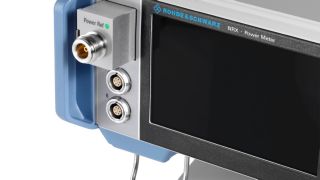 The optional R&S®NRX-B2 sensor check source