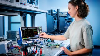 R&S®MXO 3 Oscilloscope