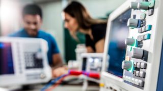 Oscilloscopes tailored for educational needs