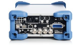 R&S®SMC100A Signal generator