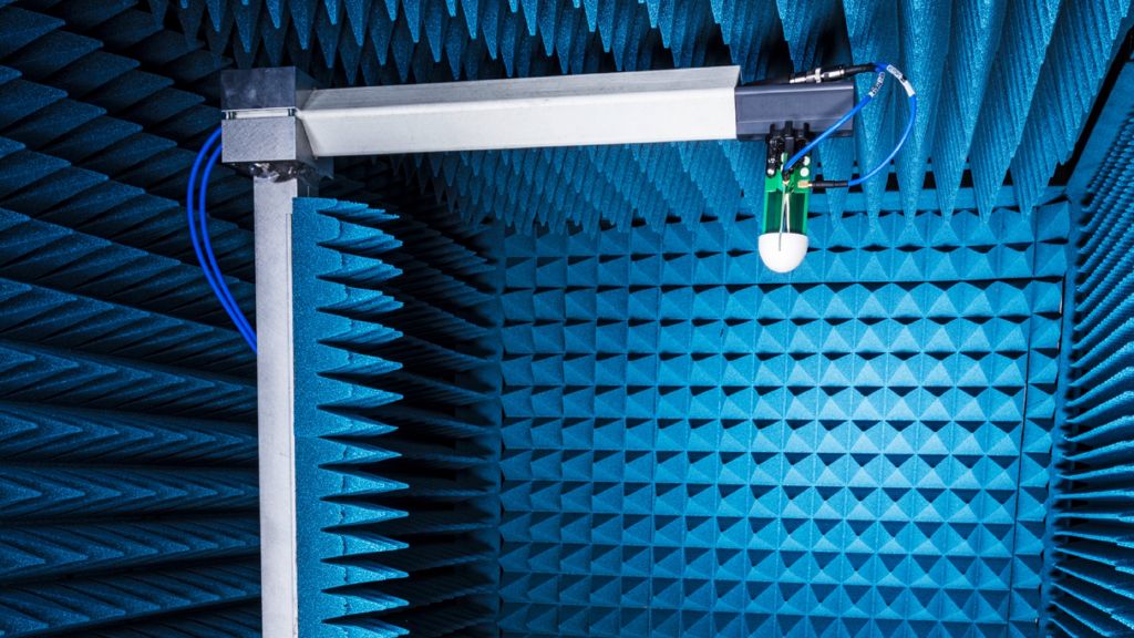 The R&S®ATS1000 includes a high-precision positioner in order to get the 3D data