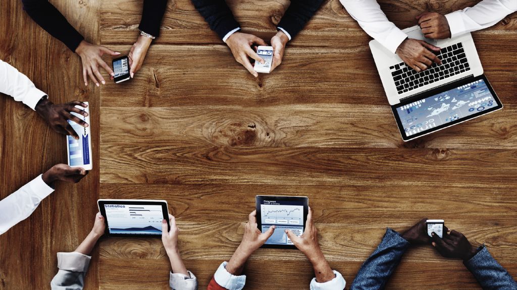 Verifying RF device performance with a blocking test