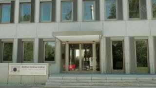 How test & measurement and network encryption enable new quantum technology applications